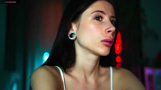 Snapshot of Your_Nicolett chatting on March 21, 5:21 am Your Nicolett online show from March 21, 5:21 am