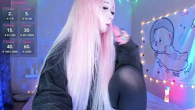 Misty Shadow online show from December 1, 11:43 pm