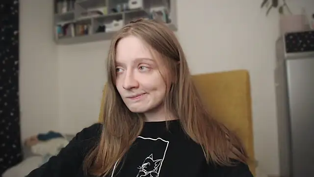 mollytuck online show from January 3, 3:33 pm