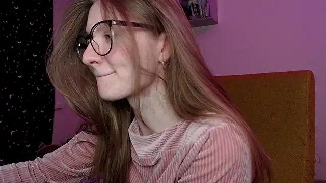 mollytuck online show from February 23, 2:14 pm