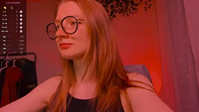 mollytuck online show from October 17, 3:14 pm