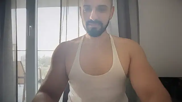 Snapshot of jeffmaverick12 chatting on December 18, 8:53 am jeffmaverick12 online show from December 18, 8:53 am