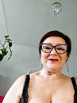 Snapshot of Fire_Night chatting on September 14, 8:46 am Fire Night online show from September 14, 8:46 am