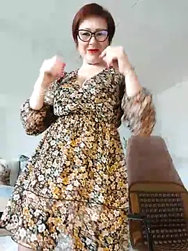 Snapshot of Fire_Night chatting on September 30, 7:46 am Fire Night online show from September 30, 7:46 am