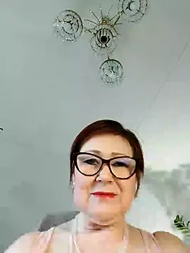 Snapshot of Fire_Night chatting on November 16, 8:09 am Fire Night online show from November 16, 8:09 am