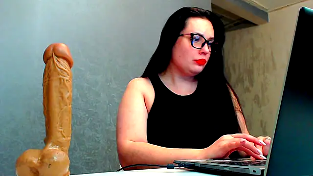 WorshipLilit online show from January 24, 10:51 pm