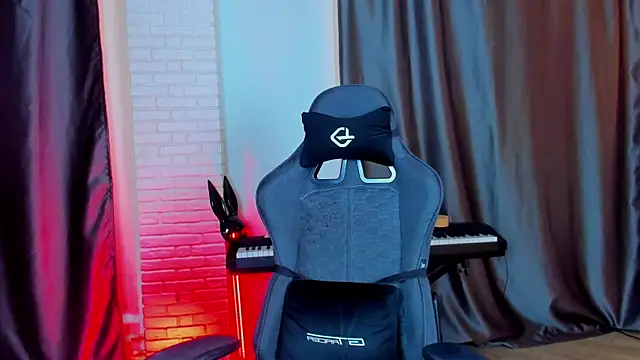 QueenAliss online show from January 6, 3:53 am