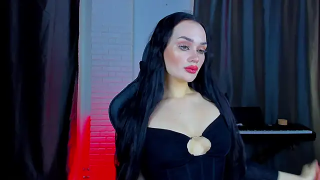 QueenAliss online show from February 4, 7:51 am