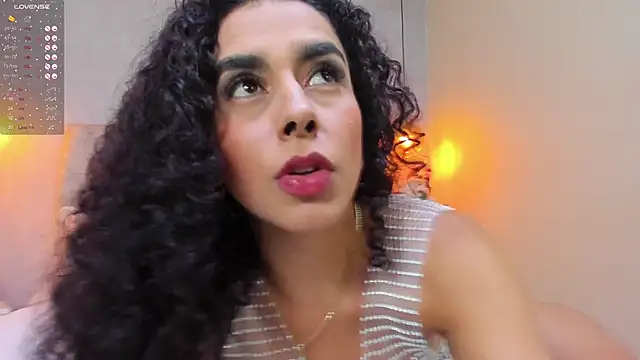 Snapshot of Maysoon_sabato chatting on March 13, 3:17 pm Maysoon sabato online show from March 13, 3:17 pm