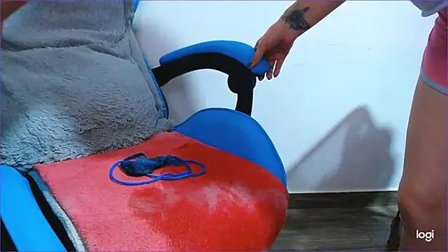 klylls squirt  online show from February 4, 3:00 am