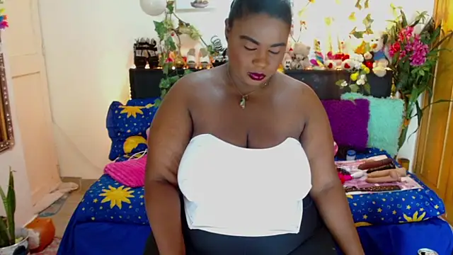 anai valentinex online show from December 17, 8:32 pm