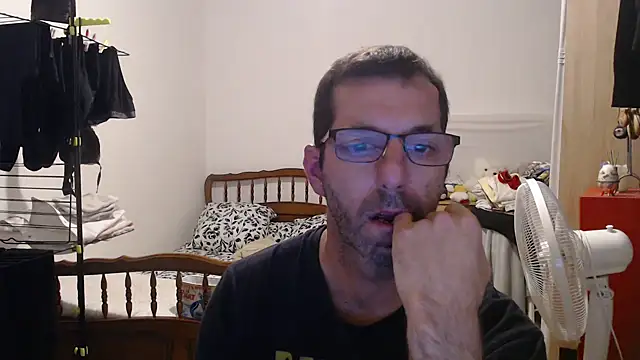 steph19x5 online show from September 23, 6:00 pm