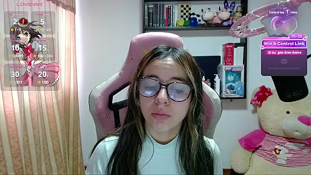 Snapshot of Maggie_Fox3 chatting on December 17, 9:16 pm Maggie Fox3 online show from December 17, 9:16 pm