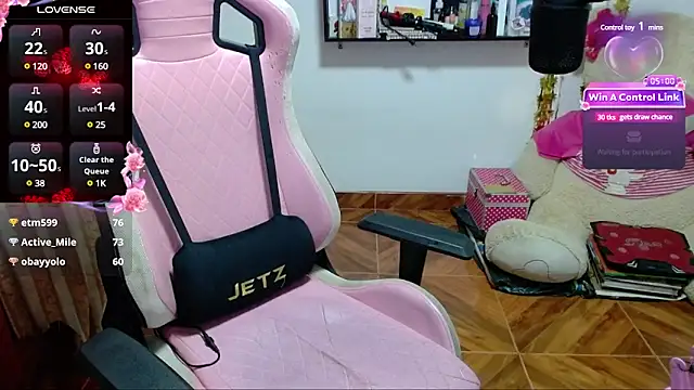 Snapshot of Maggie_Fox3 chatting on January 7, 4:08 am Maggie Fox3 online show from January 7, 4:08 am