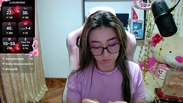 Snapshot of Maggie_Fox3 chatting on January 26, 4:30 am Maggie Fox3 online show from January 26, 4:30 am