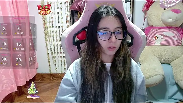 Snapshot of Maggie_Fox3 chatting on November 24, 2:22 am Maggie Fox3 online show from November 24, 2:22 am