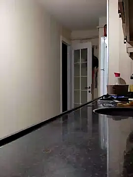 Snapshot of Consensustr chatting on December 10, 11:19 pm Consensustr online show from December 10, 11:19 pm