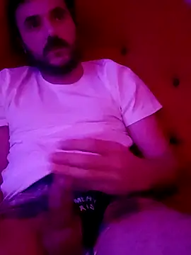 Snapshot of Consensustr chatting on February 7, 10:20 pm Consensustr online show from February 7, 10:20 pm