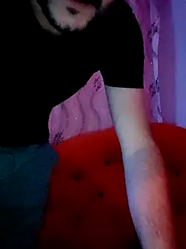 Snapshot of Consensustr chatting on February 8, 2:15 am Consensustr online show from February 8, 2:15 am