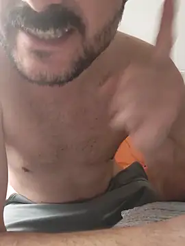 Snapshot of Consensustr chatting on February 8, 8:31 am Consensustr online show from February 8, 8:31 am