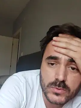 Snapshot of Consensustr chatting on October 25, 6:54 am Consensustr online show from October 25, 6:54 am