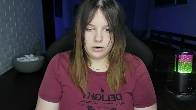 Snapshot of XNirvanaX chatting on December 15, 4:07 am XNirvanaX online show from December 15, 4:07 am