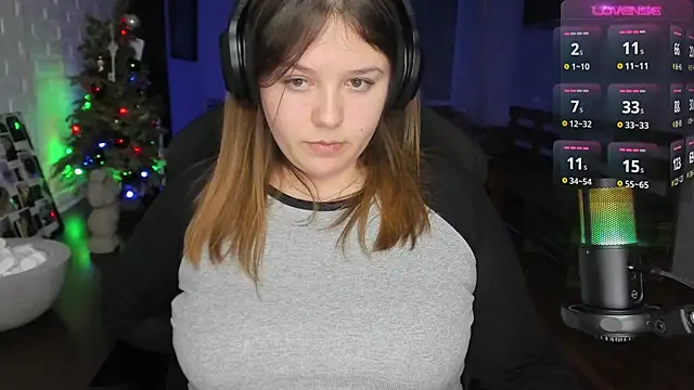 Snapshot of XNirvanaX chatting on January 4, 3:40 am XNirvanaX online show from January 4, 3:40 am