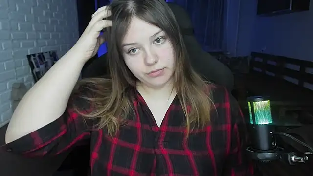 Snapshot of XNirvanaX chatting on February 10, 2:19 am XNirvanaX online show from February 10, 2:19 am