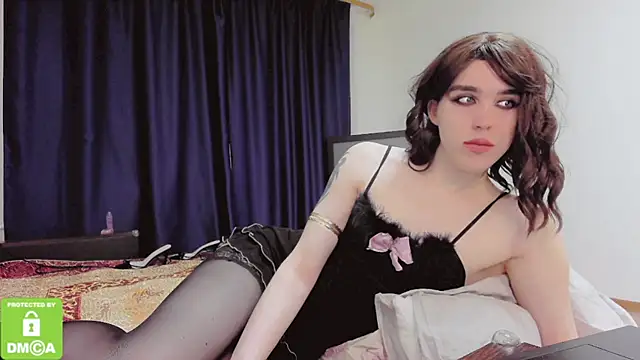 Snapshot of Larisa_Sign chatting on February 28, 2:53 pm Larisa Sign online show from February 28, 2:53 pm