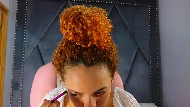 SexyLeilaa online show from March 19, 2:27 am