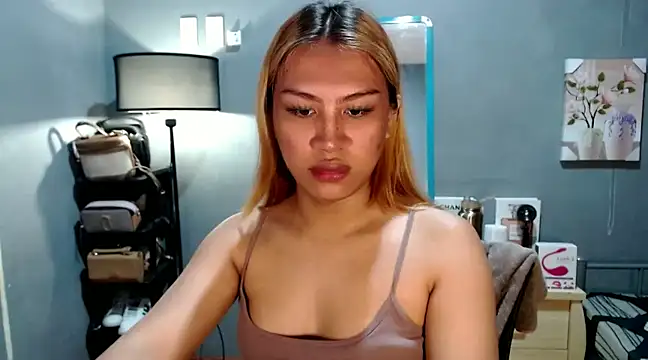 luxxy grand online show from January 14, 8:20 am