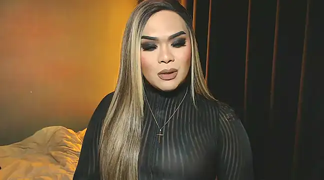 Snapshot of VictoriaEliz chatting on December 20, 10:43 pm VictoriaEliz online show from December 20, 10:43 pm