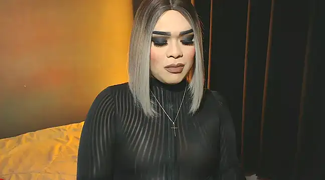 Snapshot of VictoriaEliz chatting on December 21, 11:45 pm VictoriaEliz online show from December 21, 11:45 pm