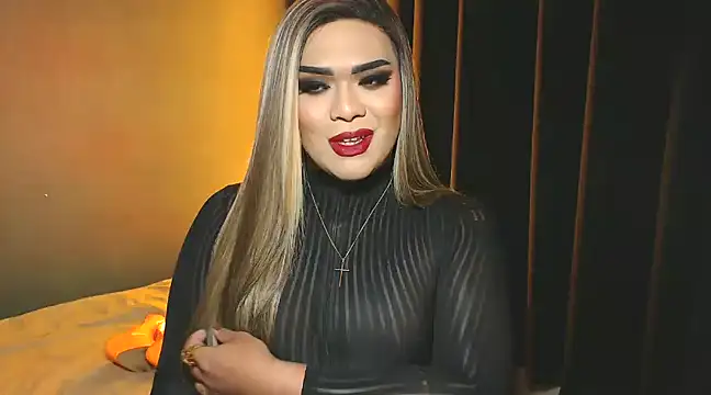 Snapshot of VictoriaEliz chatting on December 25, 12:47 pm VictoriaEliz online show from December 25, 12:47 pm