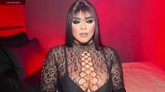 Snapshot of VictoriaEliz chatting on November 5, 3:56 pm VictoriaEliz online show from November 5, 3:56 pm