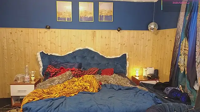 VanessaDoyle online show from March 22, 6:14 pm