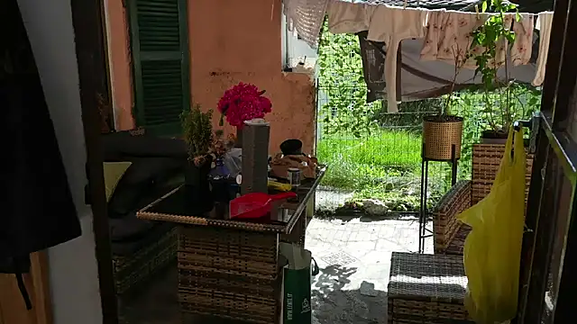 VanessaDoyle online show from September 19, 9:43 am