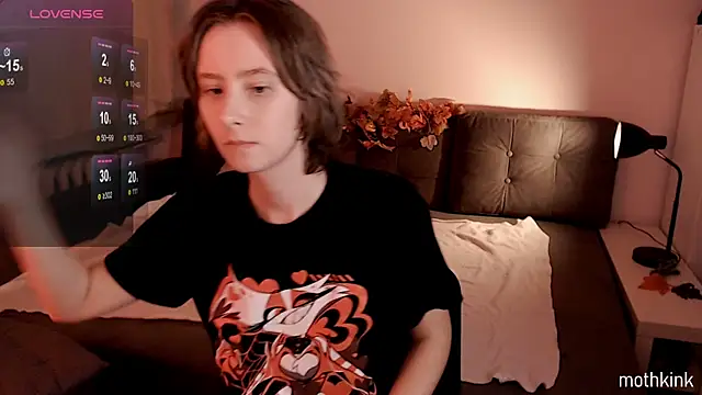 mothkink online show from October 29, 5:58 pm