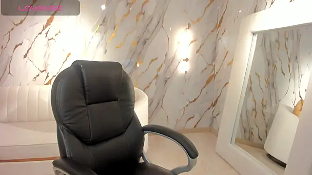 LexieWayne online show from March 1, 1:07 pm