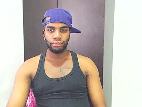 Snapshot of Rene_hotman chatting on February 12, 7:35 pm Rene hotman online show from February 12, 7:35 pm