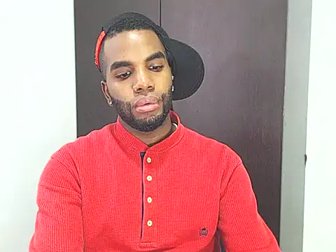 Snapshot of Rene_hotman chatting on March 2, 9:01 pm Rene hotman online show from March 2, 9:01 pm