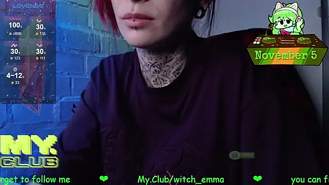 Witch Emma online show from November 5, 7:52 am