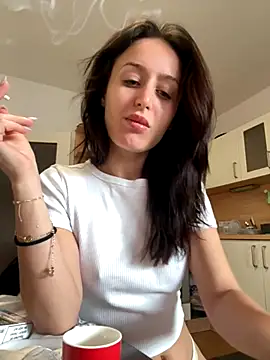 Snapshot of Zeyna1 chatting on September 28, 10:20 am Zeyna1 online show from September 28, 10:20 am