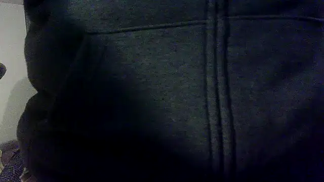 Snapshot of OralDesires2 chatting on December 7, 2:46 pm OralDesires2 online show from December 7, 2:46 pm