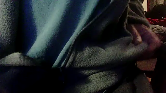 Snapshot of OralDesires2 chatting on December 22, 11:33 am OralDesires2 online show from December 22, 11:33 am