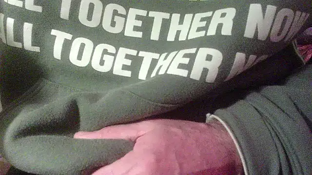 Snapshot of OralDesires2 chatting on January 31, 9:48 am OralDesires2 online show from January 31, 9:48 am