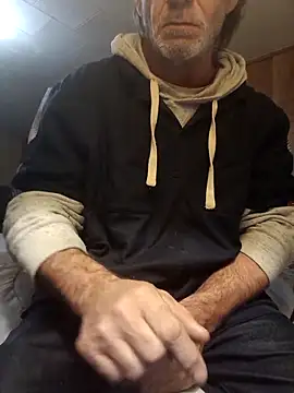 Snapshot of OralDesires2 chatting on December 15, 9:30 pm OralDesires2 online show from December 15, 9:30 pm