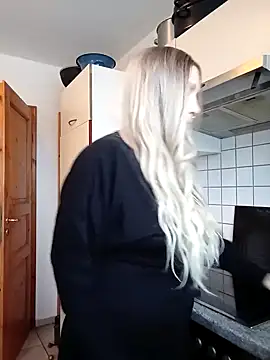 Jan ina online show from January 4, 8:39 am