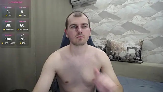 Snapshot of SerzhKorol1 chatting on March 10, 7:40 pm SerzhKorol1 online show from March 10, 7:40 pm