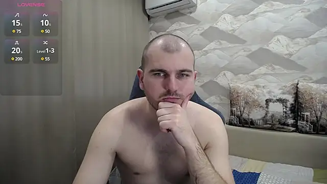 Snapshot of SerzhKorol1 chatting on March 20, 12:22 pm SerzhKorol1 online show from March 20, 12:22 pm